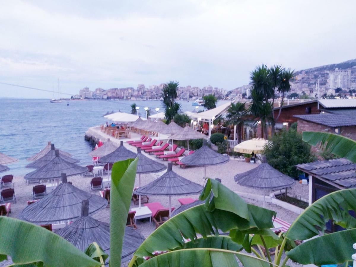 Iraa'S Apartment Sarande Exterior photo