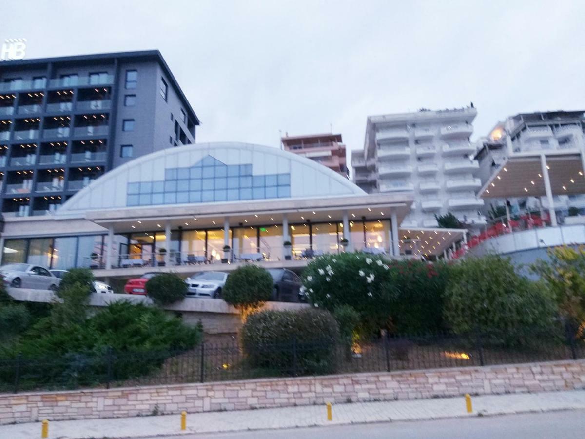 Iraa'S Apartment Sarande Exterior photo